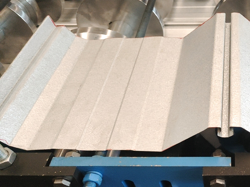 YX25-820 光伏瓦冷弯成型机