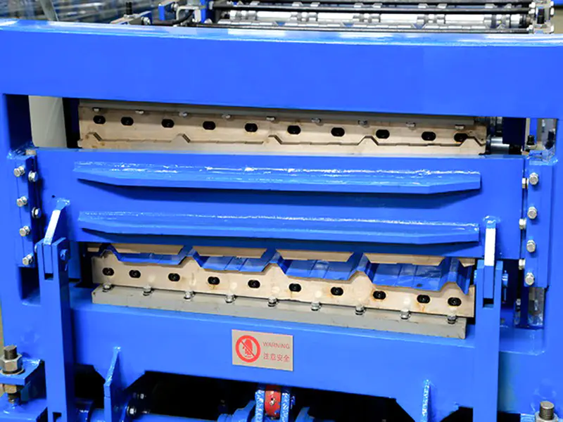 845/900型 IBR双层屋面板冷弯成型机